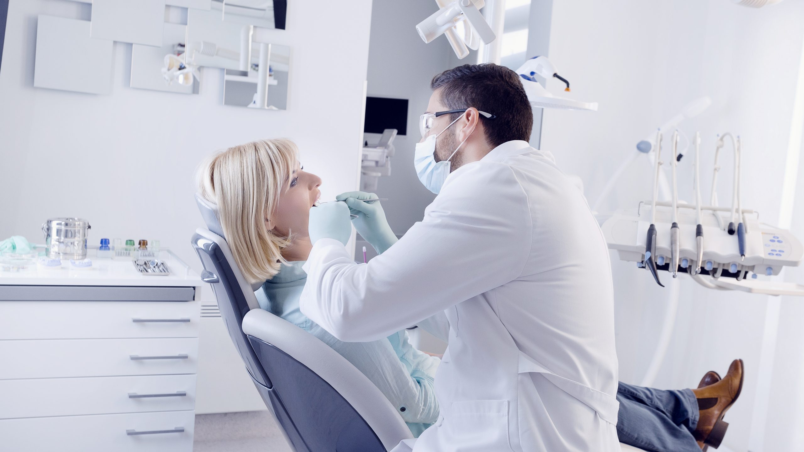 Dentist in Worth, IL